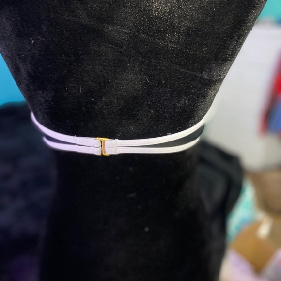 Bikini - Picture 4 of 5